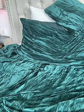 Snapshot of LoveLillyy chatting on February 2025 10:19:02 PM LoveLillyy online show from February 2025 10:19:02 PM