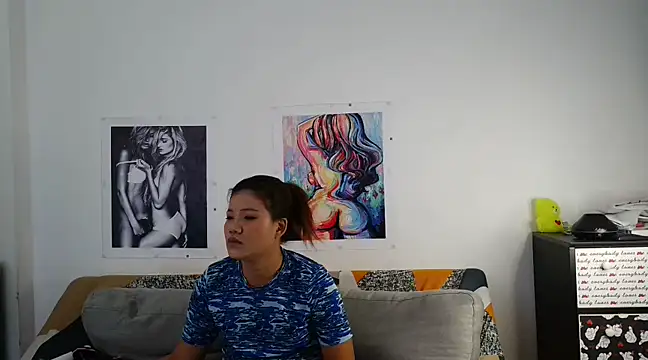 Snapshot of jhon_gade chatting on January 2025 05:05:01 AM jhon gade online show from January 2025 05:05:01 AM