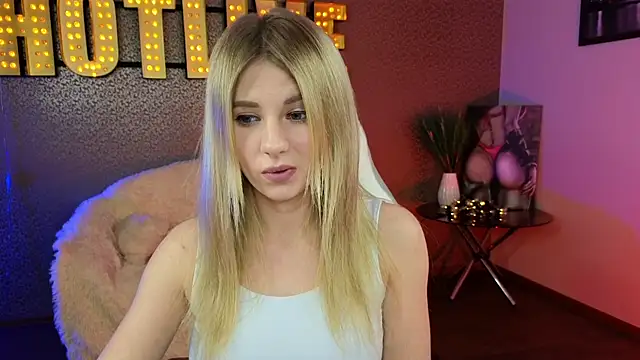Marybarbia online show from February 2025 12:37:01 PM