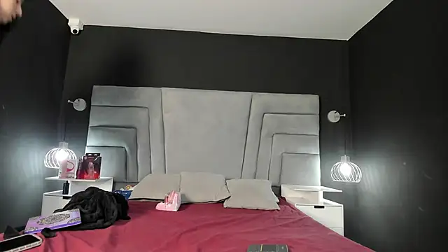 danaythamara1 online show from December 2024 09:18:02 PM