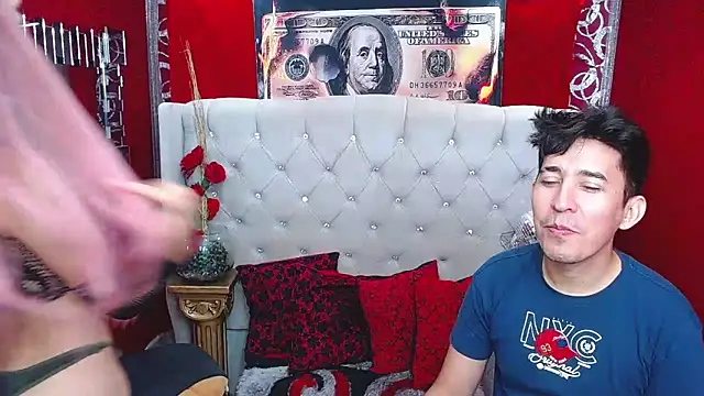 Snapshot of shannentrans chatting on December 2024 12:16:01 AM shannentrans online show from December 2024 12:16:01 AM