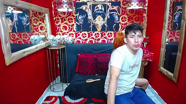 Snapshot of shannentrans chatting on January 2025 01:11:01 PM shannentrans online show from January 2025 01:11:01 PM