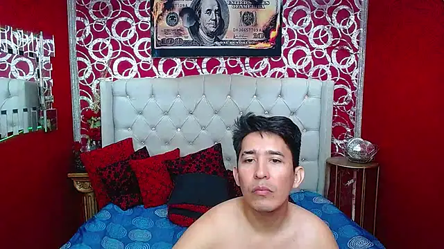 Snapshot of shannentrans chatting on February 2025 04:11:02 PM shannentrans online show from February 2025 04:11:02 PM