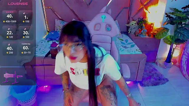 Snapshot of natalia-888 chatting on October 2025 12:16:02 AM natalia-888 online show from October 2025 12:16:02 AM