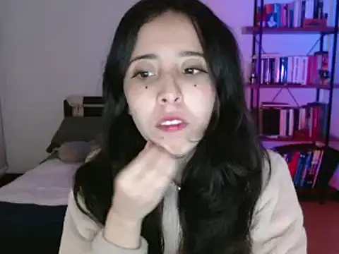 Snapshot of babyluna_8_8 chatting on December 2024 03:06:01 AM babyluna 8 8 online show from December 2024 03:06:01 AM