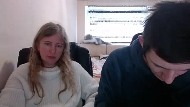 PeterAndJen online show from February 2025 07:35:02 PM