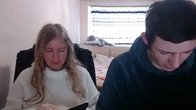 PeterAndJen online show from March 2025 07:30:01 AM