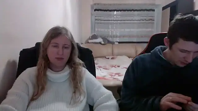 PeterAndJen online show from March 2025 06:55:01 PM