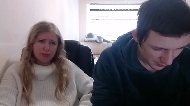 PeterAndJen online show from March 2025 12:00:01 PM