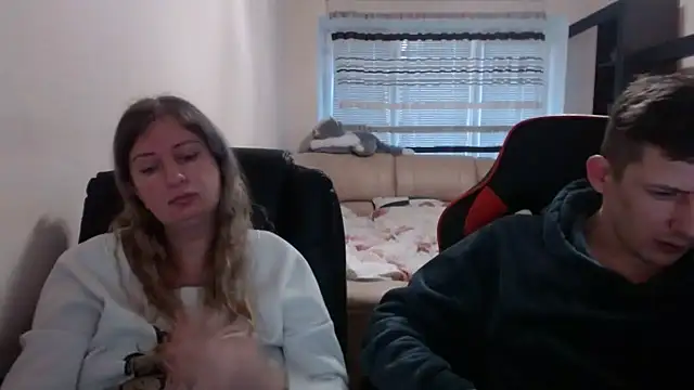 PeterAndJen online show from March 2025 06:44:02 PM