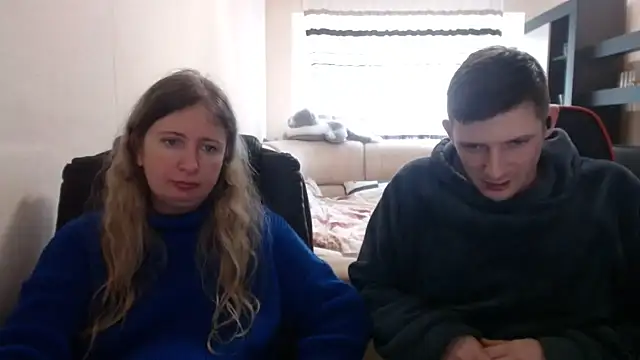 PeterAndJen online show from March 2025 05:46:01 PM