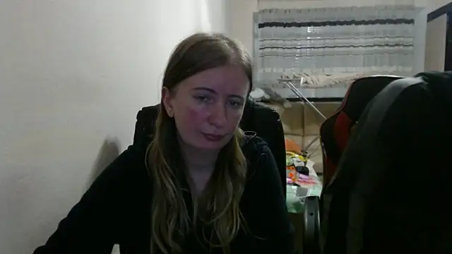 PeterAndJen online show from October 2025 06:52:02 PM