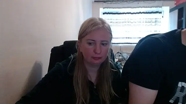 PeterAndJen online show from April 2026 05:32:01 AM