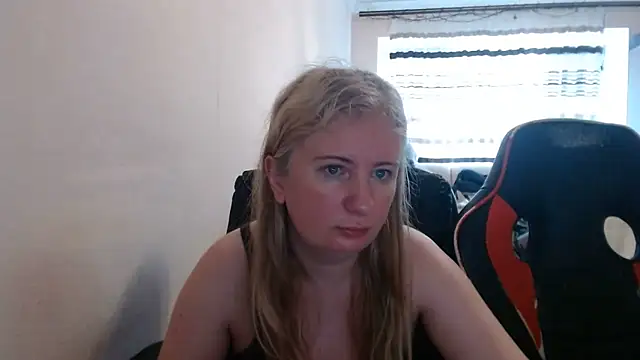 PeterAndJen online show from June 2026 04:13:02 AM