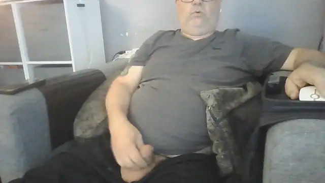 Naturistmale45 online show from June 2026 08:16:02 AM