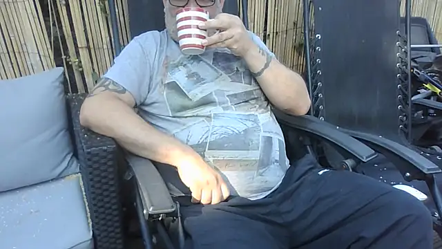 Naturistmale45 online show from July 2026 07:56:01 AM