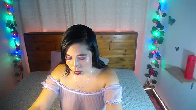 Snapshot of NikkieMilky chatting on January 2026 01:55:02 AM NikkieMilky online show from January 2026 01:55:02 AM