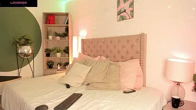 Snooky Clinton online show from January 2025 07:48:01 PM