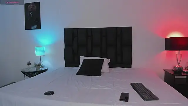 Snooky Clinton online show from February 2025 04:31:02 AM