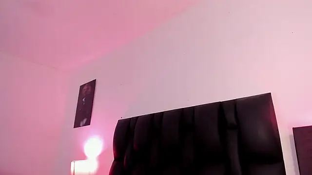 Snooky Clinton online show from February 2025 05:44:02 AM