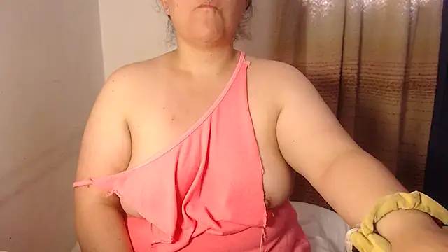 agathamiller01 online show from April 2026 02:26:01 PM