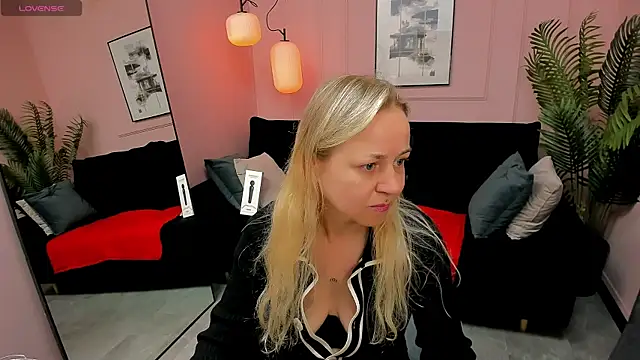 GabrielGold online show from May 2026 08:49:02 PM