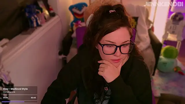 Snapshot of JennKenobi chatting on September 2025 02:29:02 PM JennKenobi online show from September 2025 02:29:02 PM