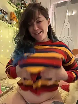 JennKenobi online show from June 2026 01:42:01 PM