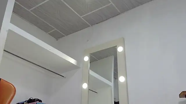 EvaTiffany online show from March 2026 12:05:01 AM