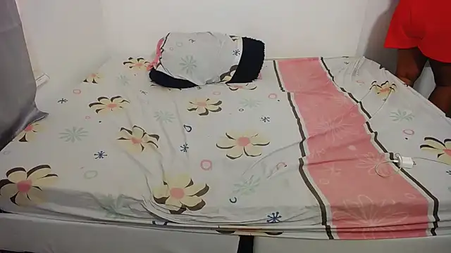 Snapshot of dayanasanz chatting on March 2025 09:35:01 PM dayanasanz online show from March 2025 09:35:01 PM