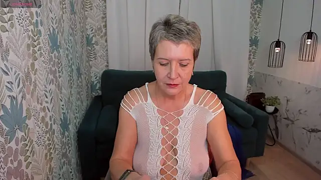 Snapshot of KathySunn chatting on December 2024 05:11:02 PM KathySunn online show from December 2024 05:11:02 PM