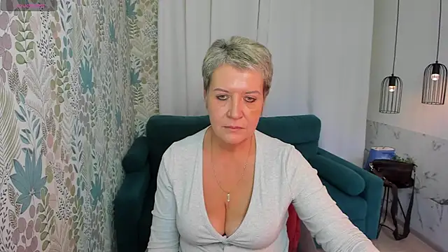 Snapshot of KathySunn chatting on December 2024 01:28:02 PM KathySunn online show from December 2024 01:28:02 PM