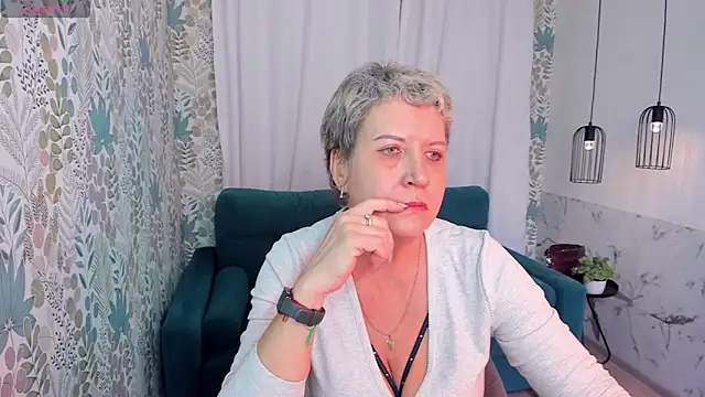 Snapshot of KathySunn chatting on January 2025 01:17:02 PM KathySunn online show from January 2025 01:17:02 PM