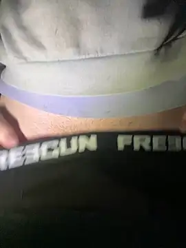 Snapshot of dropmoney chatting on February 2026 04:27:01 AM dropmoney online show from February 2026 04:27:01 AM