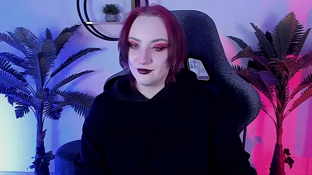 Snapshot of AsheLucker chatting on December 2024 08:15:01 PM AsheLucker online show from December 2024 08:15:01 PM