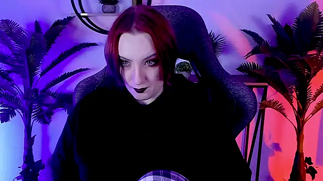 Snapshot of AsheLucker chatting on December 2024 11:53:02 PM AsheLucker online show from December 2024 11:53:02 PM