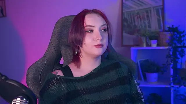 Snapshot of AsheLucker chatting on December 2024 11:16:01 PM AsheLucker online show from December 2024 11:16:01 PM