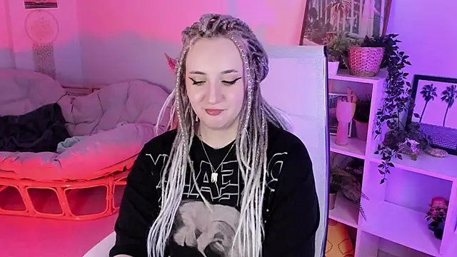 Snapshot of AsheLucker chatting on March 2025 05:47:01 AM AsheLucker online show from March 2025 05:47:01 AM