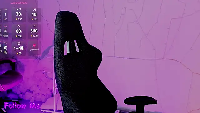 Snapshot of AsheLucker chatting on March 2025 02:15:02 AM AsheLucker online show from March 2025 02:15:02 AM