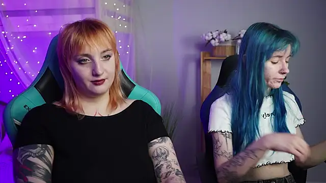 Snapshot of AsheLucker chatting on September 2025 02:44:02 AM AsheLucker online show from September 2025 02:44:02 AM