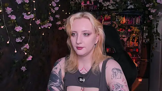AsheLucker online show from June 2026 06:29:02 AM