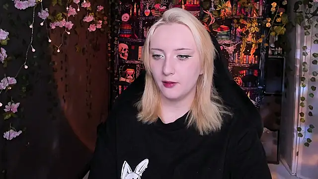 AsheLucker online show from June 2026 07:42:01 AM