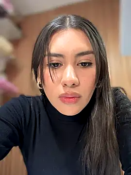 Ambar pe  online show from September 2025 09:14:01 PM