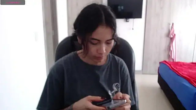 Snapshot of numberfav8 chatting on December 2024 06:17:02 PM numberfav8 online show from December 2024 06:17:02 PM