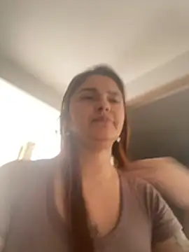 Sarah Jhonson online show from April 2026 02:45:02 PM