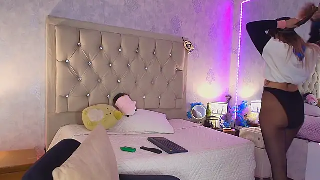 nini love01 online show from March 2026 04:01:01 AM