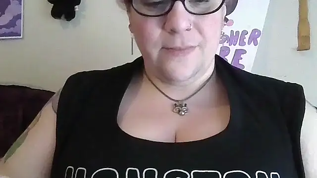 GothyBaby online show from April 2026 07:22:02 PM