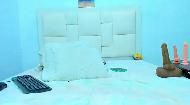 Marco johnsonn online show from February 2025 11:32:02 PM