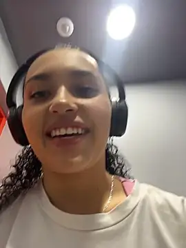 Lucy Marin online show from May 2026 04:25:02 PM