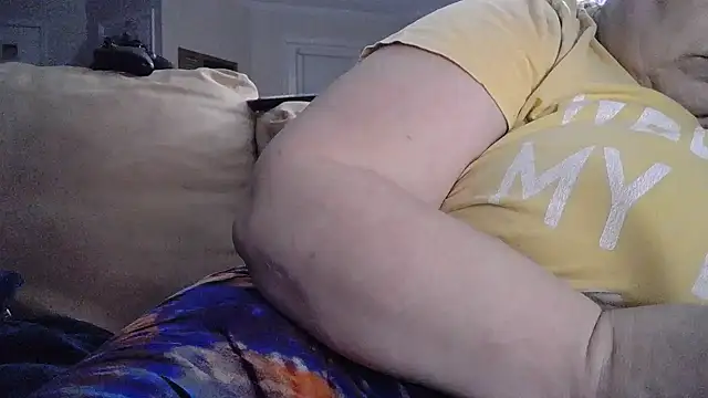 Snapshot of atlwebbie75 chatting on November 2025 12:38:02 AM atlwebbie75 online show from November 2025 12:38:02 AM